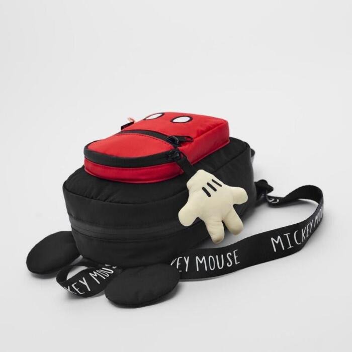 Mochila con diseño de Mickey y Minnie Mouse - Imagen 2