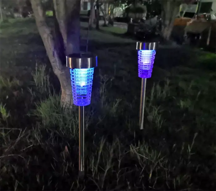 Lámpara Solar antimosquitos Yaloveo.es