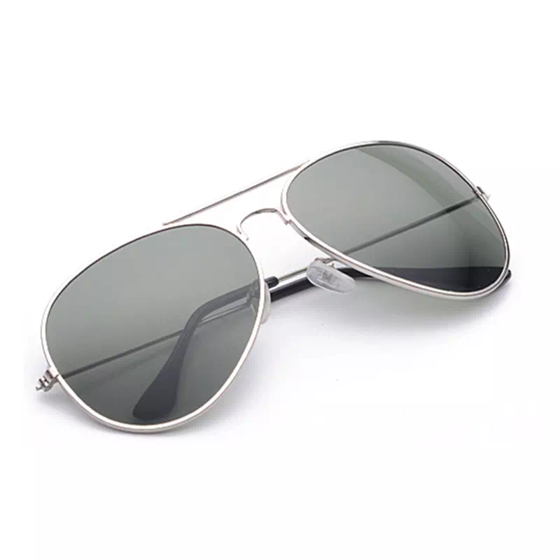 Plata verde oscuro