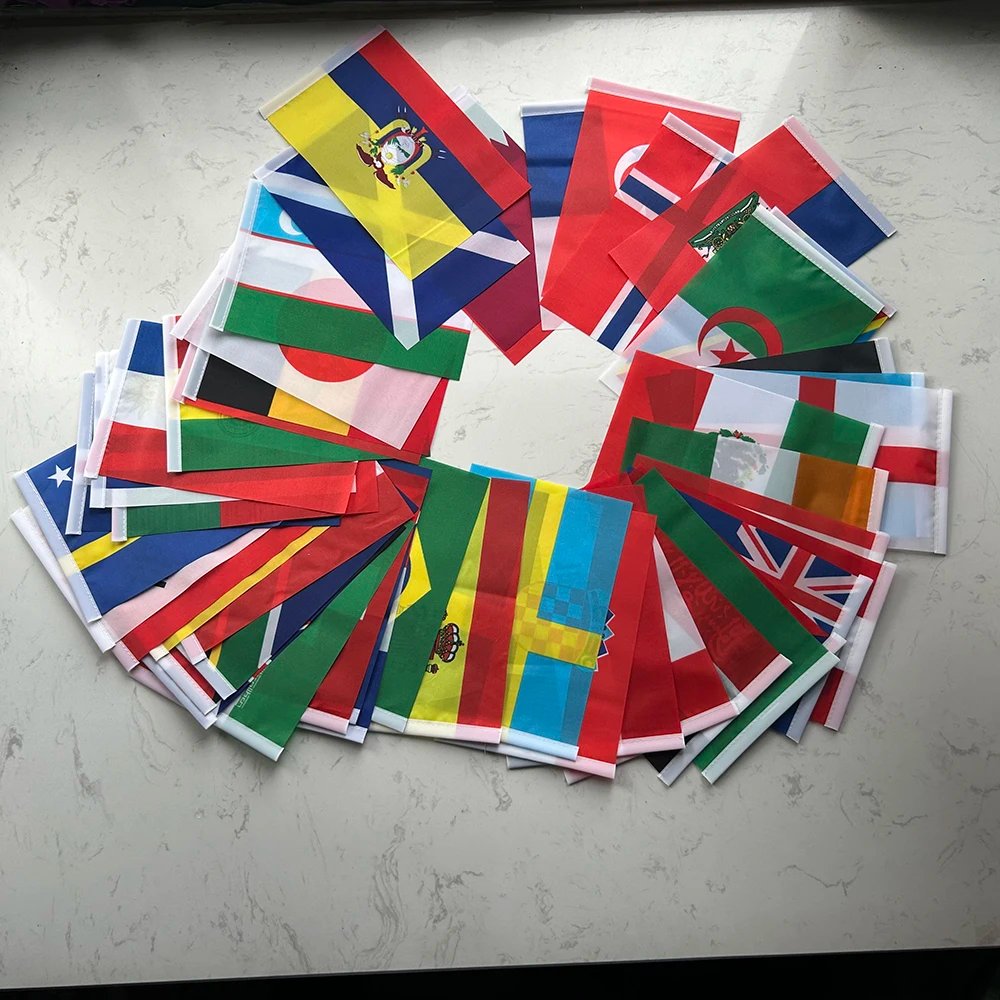 Banderines países fútbol 48 piezas 14x21cm decoración - Imagen 2